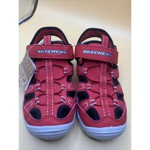 NEW Skechers Kids Sz 2 Relix Valdez Red Sandals Closed Toe Summer Comfort Travel